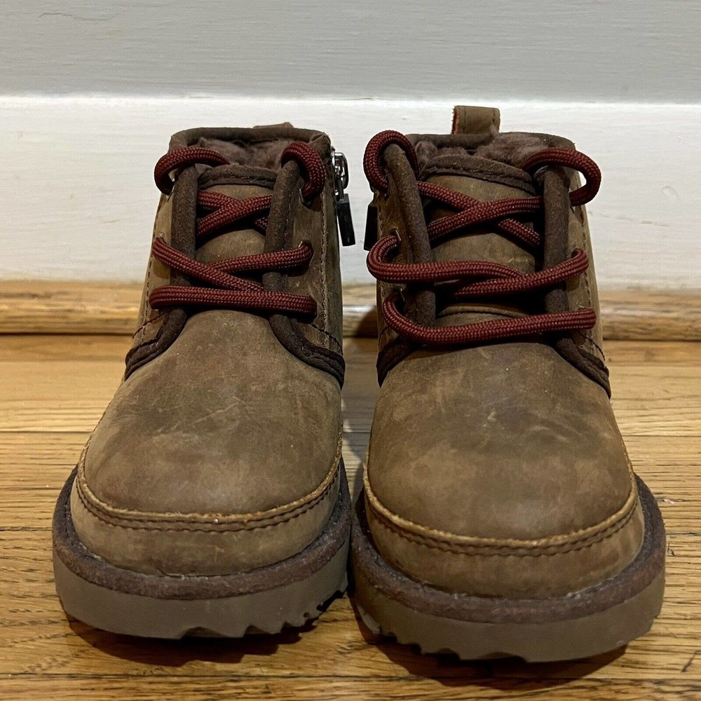 UGG Neumel Boys Boots Toddler 8 Brown Waterproof